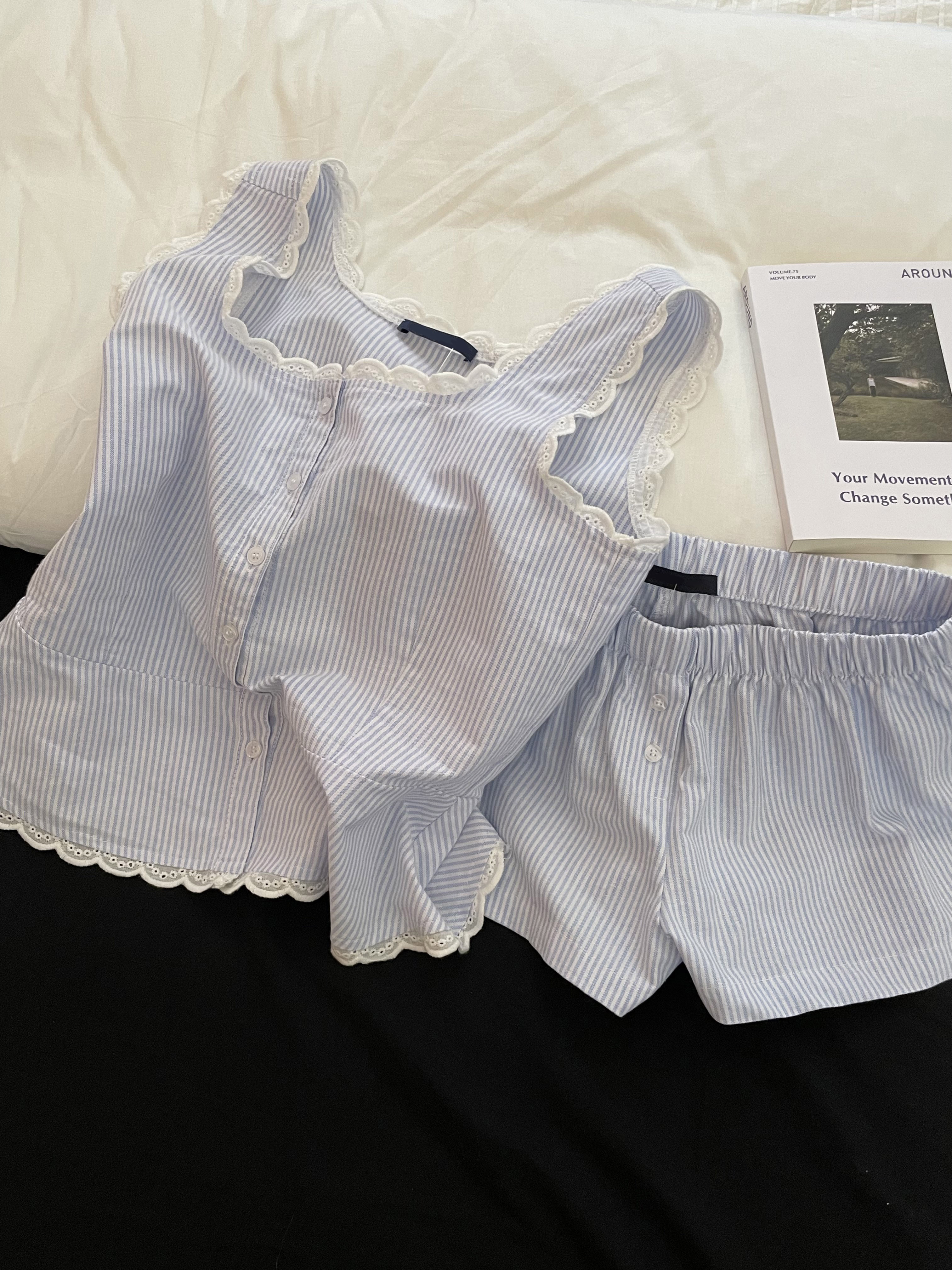 Blue Striped Shorts 2 Piece Se - огляд і ціна Elastic Lace Trim