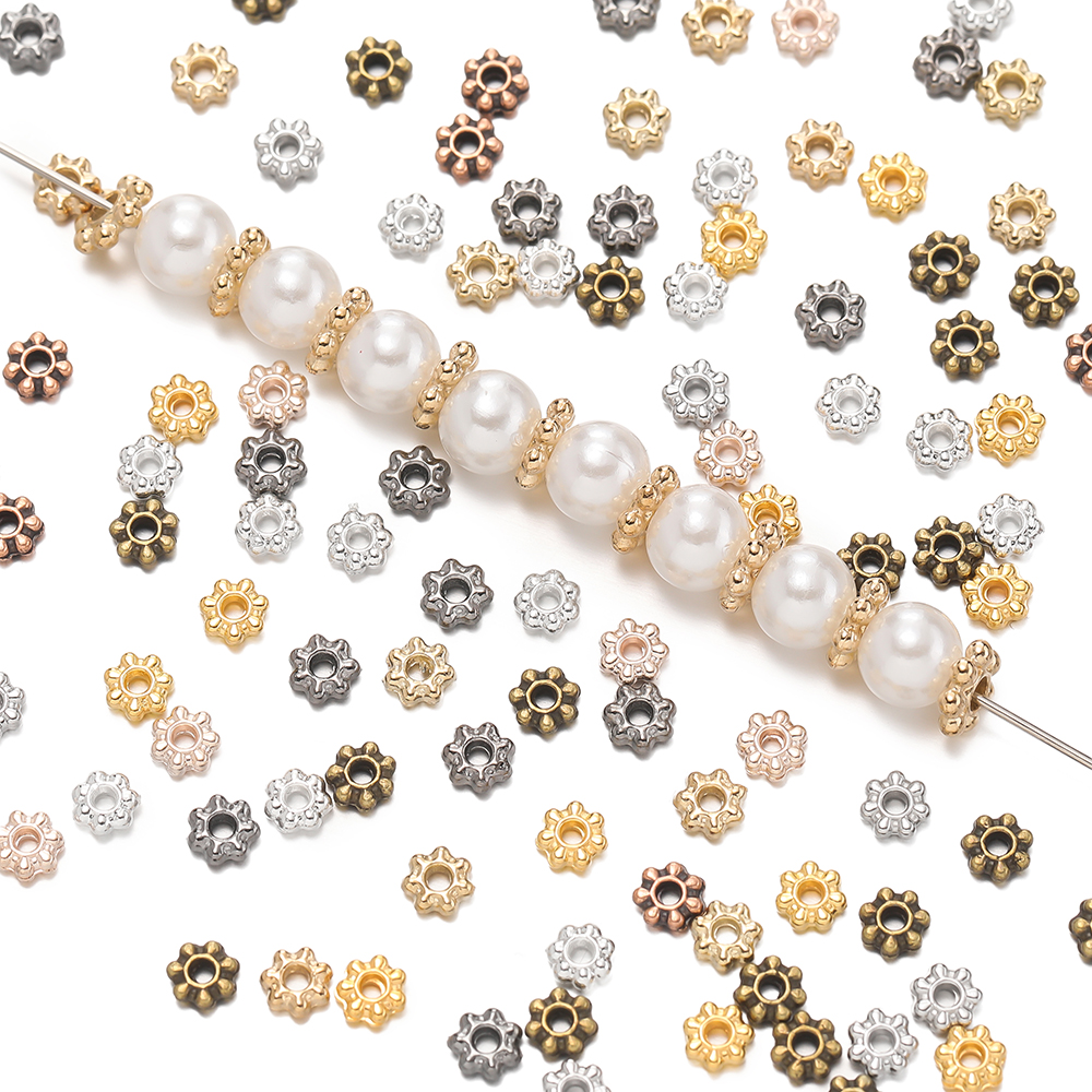 200pcs/lot 4/6mm Daisy Snowfla - огляд і ціна Embellishment Crafts